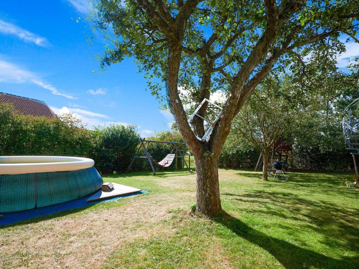 Nice Flat With Sauna Covered Terrace Garden And Tree House For Children Zandt Exterior photo